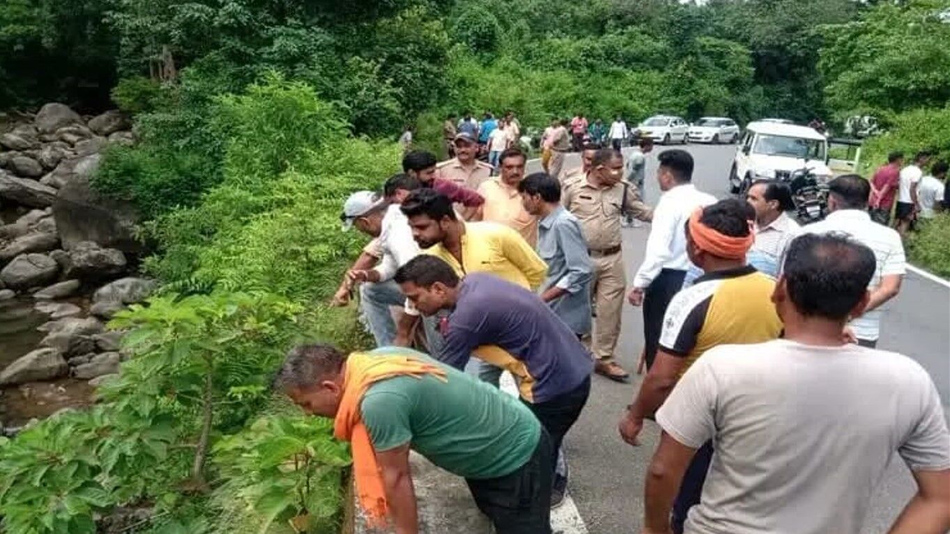 Dehradun News : मन्दिर जाने के लिए कहकर घर से निकले तीन बच्चों के शव संदिग्ध अवस्था में बरामद, तीन दिन पहले से लापता थे किशोर