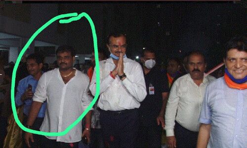 Gujrat : वडगाम में जिग्नेश मेवानी की जनसभा में हमला, पुलिस ने केजरीवाल को ऑटो में सफर करने से रोका