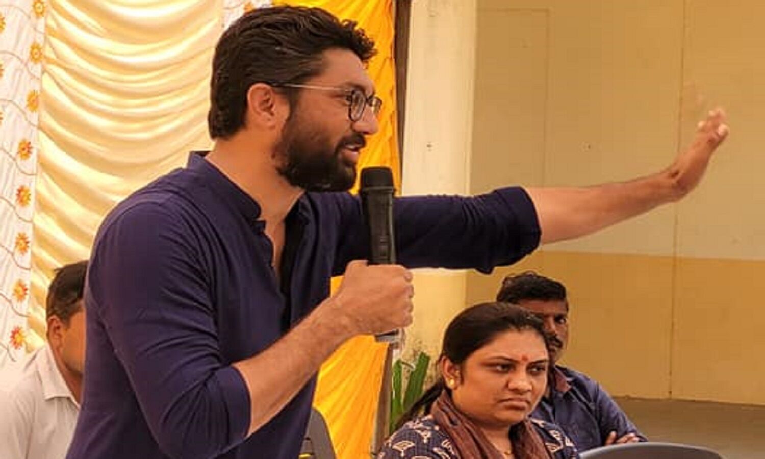 जिग्नेश मेवाणी समेत 19 को 6 महीने की हुए सजा, 6 साल पहले भीड़ इकट्ठा करके दंगा भड़काने का था इल्जाम