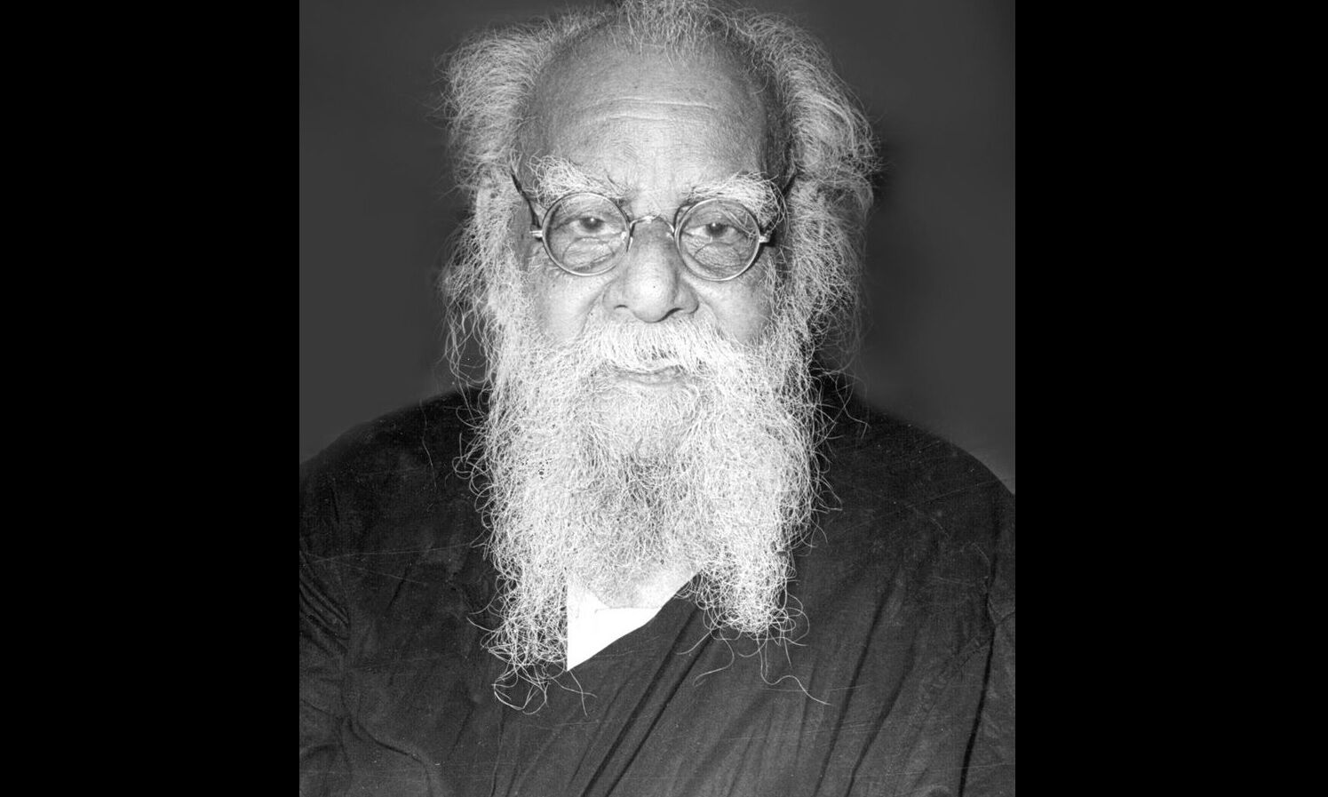 हिंदी पट्टी में अदृश्य बना दिए गए विचारक और क्रांतिकारी रामास्वामी पेरियार: जनेऊ धारण करने के बावजूद सड़क किनारे की जूठी पत्तलों से चुनना पड़ा था भोजन