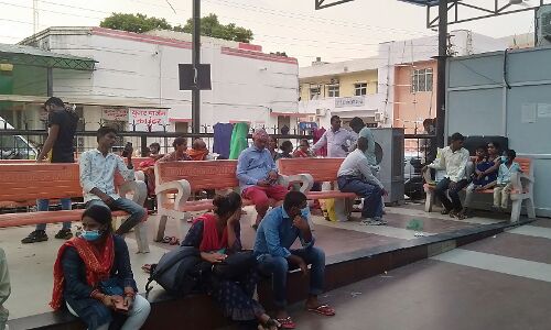 Kanpur News : कानपुर के हैलट में डायरिया के मरीजों का क्या है हाल, समझिये पूरी बात है क्या? Kanpur News : कानपुर के हैलट में डायरिया के मरीजों का क्या है हाल, समझिये पूरी बात है क्या?