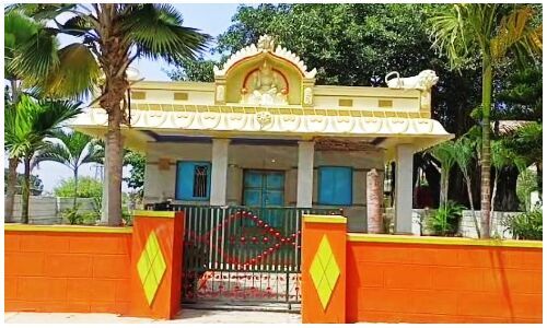 Karnataka News : दलित बच्चे ने भगवान की मूर्ति को छुआ तो पंचायत ने लगाया परिवार पर 60 हजार रुपए का जुर्माना