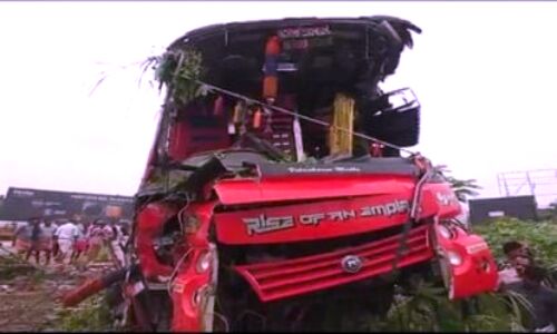 Kerala News : दो बसों में भीषण टक्कर, हादसे में 9 लोगों की दर्दनाक मौत, 40 लोग घायल