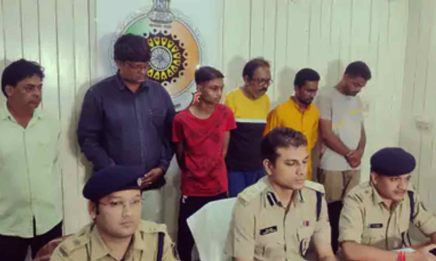 Chhattisgarh News : रायपुर में 1 करोड़ से ज्यादा नशीली दवाइयां जब्त, युवाओं के बीच नशे की खेप पहुंचाने का था प्लान