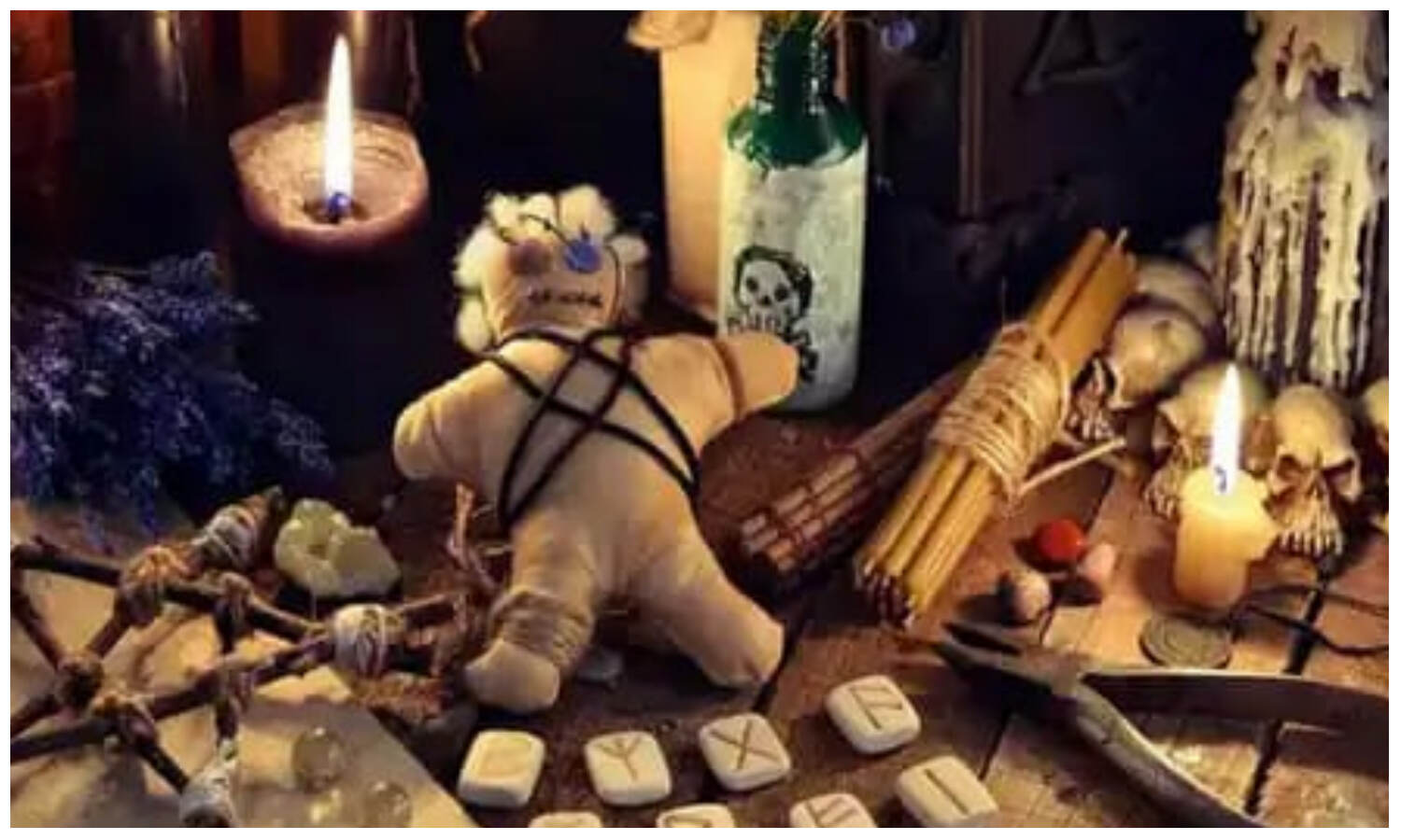 श्रीदेवी बनकर भेजी फ्रेंड रिक्वेस्ट फिर पति के सामने बनाये पत्नी से संबंध, केरल के काले जादू में दो की बली से मचा हड़कंप