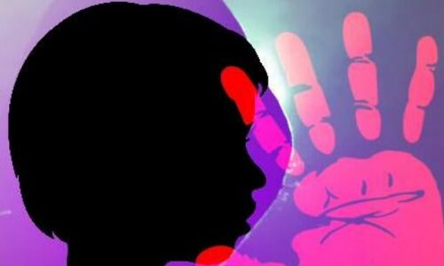 Lucknow News: ट्यूशन पढ़ाकर घर लौट रही लड़की से गैंगरेप, जांच के नाम पर 24 घंटे टहलाती रही पुलिस, जानिए फिर क्या हुआ