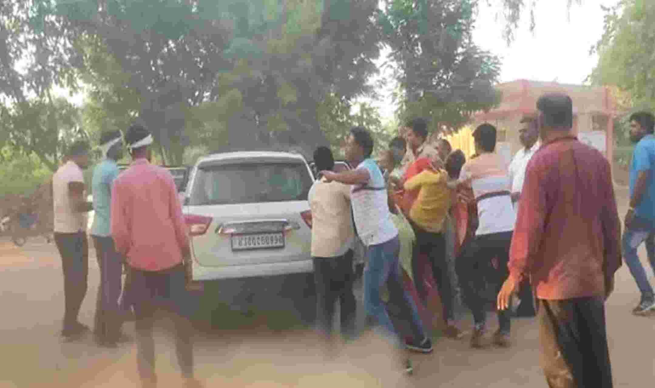 Jodhpur News: फिल्मी स्टाइल में थाने  ही उठा ले गए युवती को, पति चिल्लाता रहा और देखती रह गई पुलिस