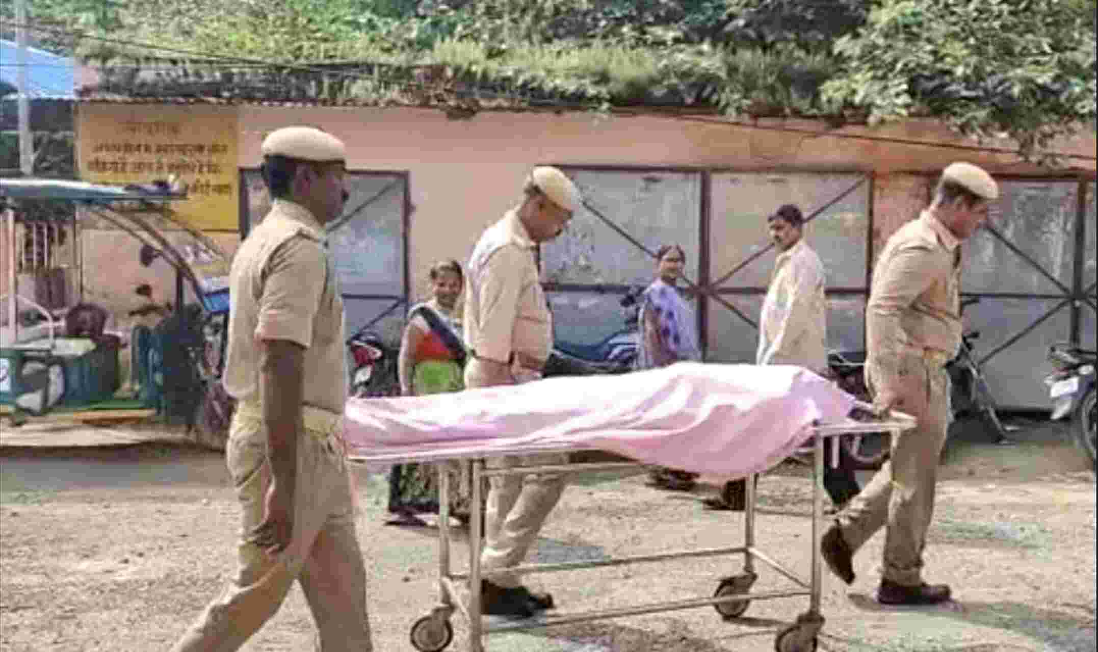 Pilibhit News : बर्खास्तगी के छठे दिन पीलीभीत में पुलिस कार्यालय के बाबू विजय कुमार मिश्रा ने कर ली आत्महत्या