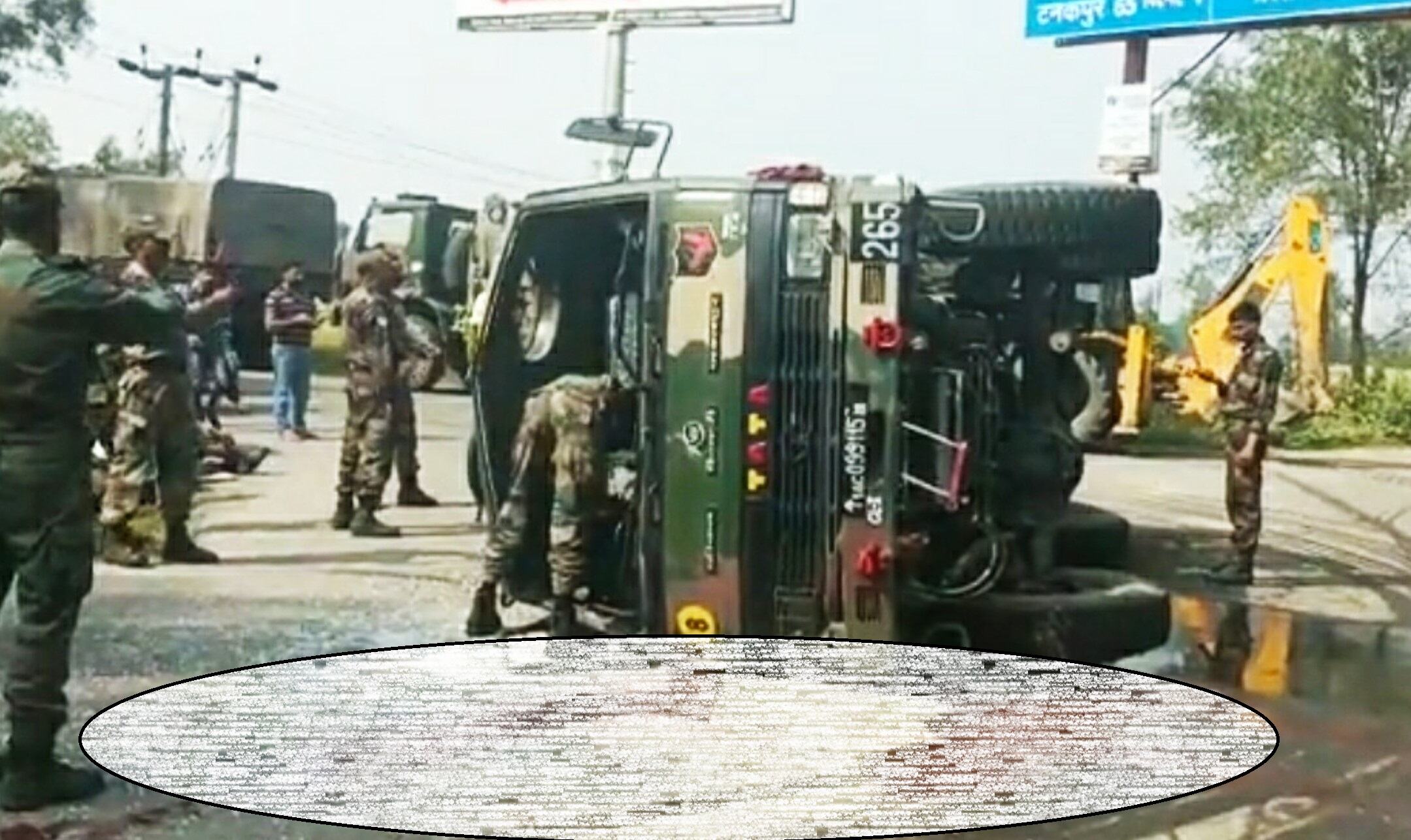 Pilibhit News : UP के पीलीभीत में पलटा भारतीय सेना का ट्रक, दो जवान घायल