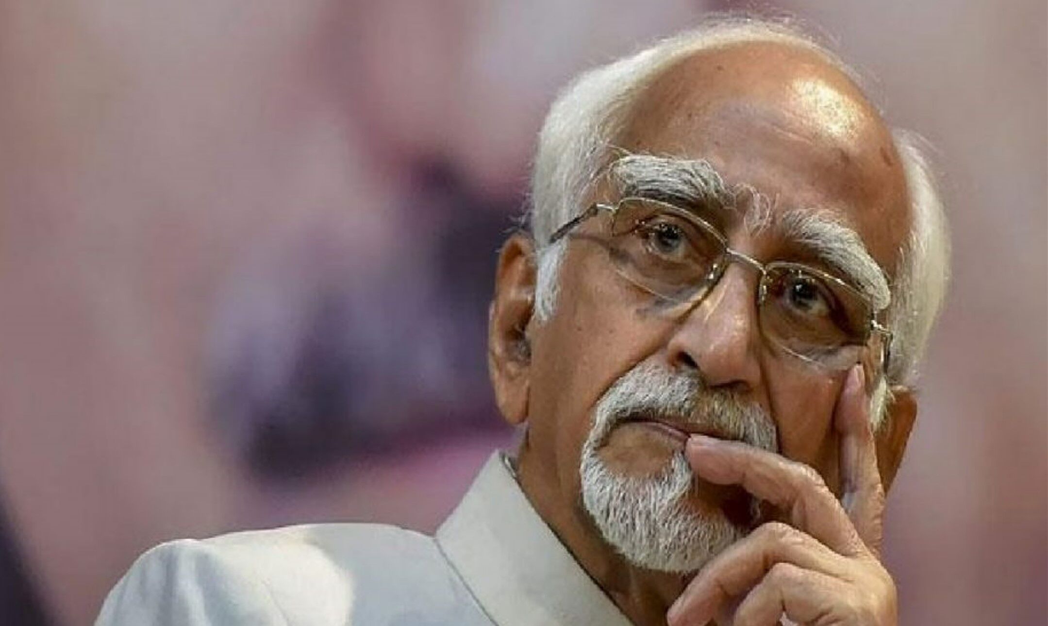 Hamid Ansari News: उर्दू के पतन को लेकर छलका हामिद अंसारी का दर्द, कहा राज्यों कि शिक्षा नीतियाँ हैं जिम्मेदार