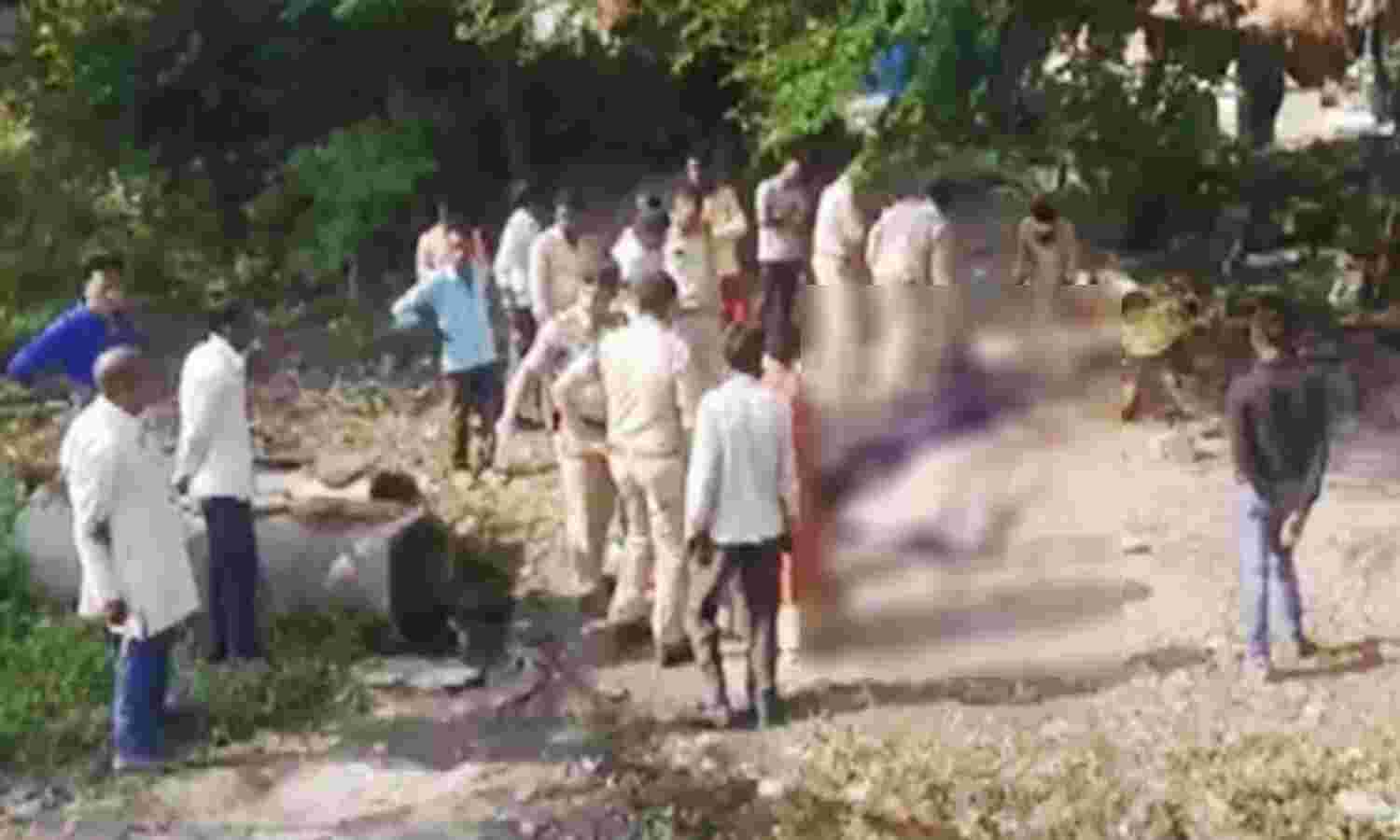 Madhya Pradesh Crime News : दमोह में दलित परिवार के पति-पत्नी और बेटे की गोली मारकर हत्या, सभी आरोपी फरार