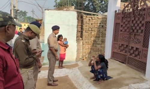 Farrukhabad News: फर्रूखाबाद में बहन व उसके प्रेमी की गला रेतकर हत्या, हाथ में चाकू लेकर थाने पहुँचा भाई