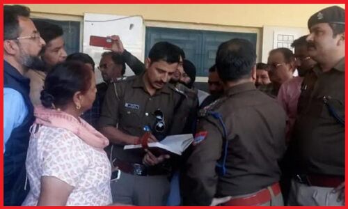 काशीपुर में बाल दिवस पर संदिग्ध परिस्थितियों में बच्चे की स्कूल में हुई मौत, परिजनों ने लगाया हत्या का आरोप