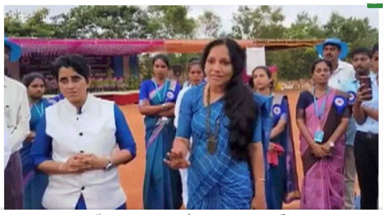 Azan in Karnataka school : नमाज अदा करने और अजान बजाने पर बवाल, स्कूल प्रबंधन ने मांगी माफी