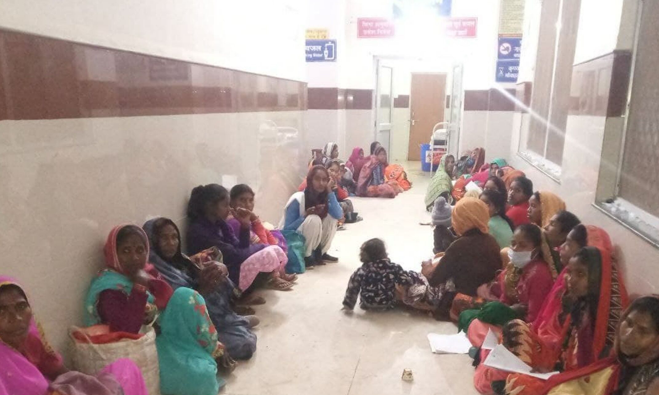 Nasbandi Ka Operation: बेहोश किए बिना ही दो दर्जन महिलाओं की कर दी नसबंदी, जानिए कहाँ का है मामला