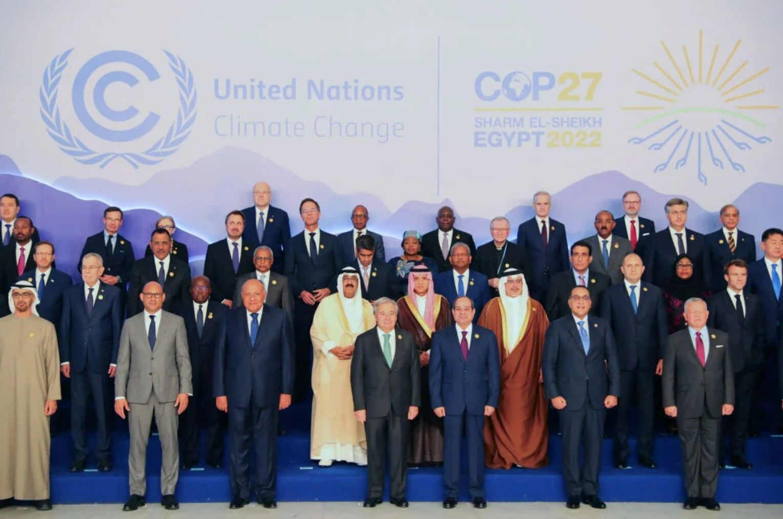 Climate Change Essay: जलवायु परिवर्तन समझौतों में महिलाओं की घटती संख्या Climate Change Essay: जलवायु परिवर्तन समझौतों में महिलाओं की घटती संख्या