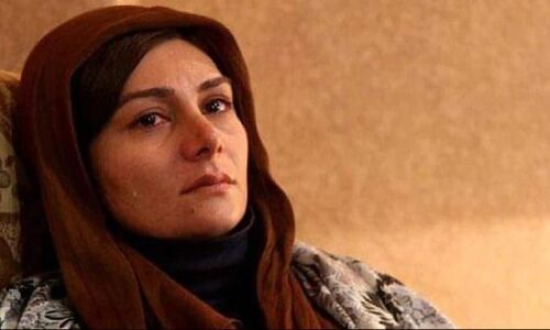 बिना हिजाब पहने Instagram में वीडियो पोस्ट करने पर जानी-मानी ईरानी अभिनेत्री गिरफ्तार बिना हिजाब पहने Instagram में वीडियो पोस्ट करने पर जानी-मानी ईरानी अभिनेत्री गिरफ्तार