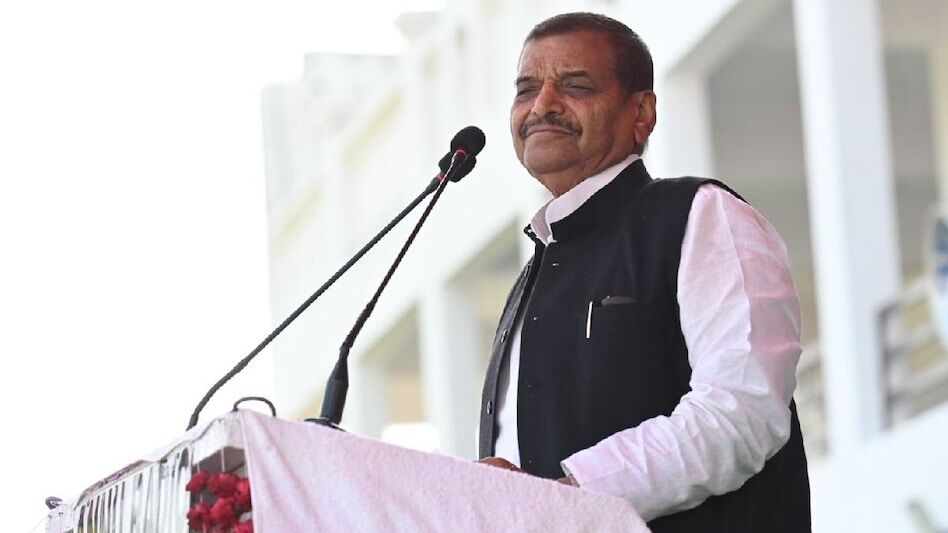 अखिलेश को कभी निराश नहीं करूंगा, मुलायम को याद कर भावुक हुए शिवपाल ने मांगे डिंपल के लिए वोट