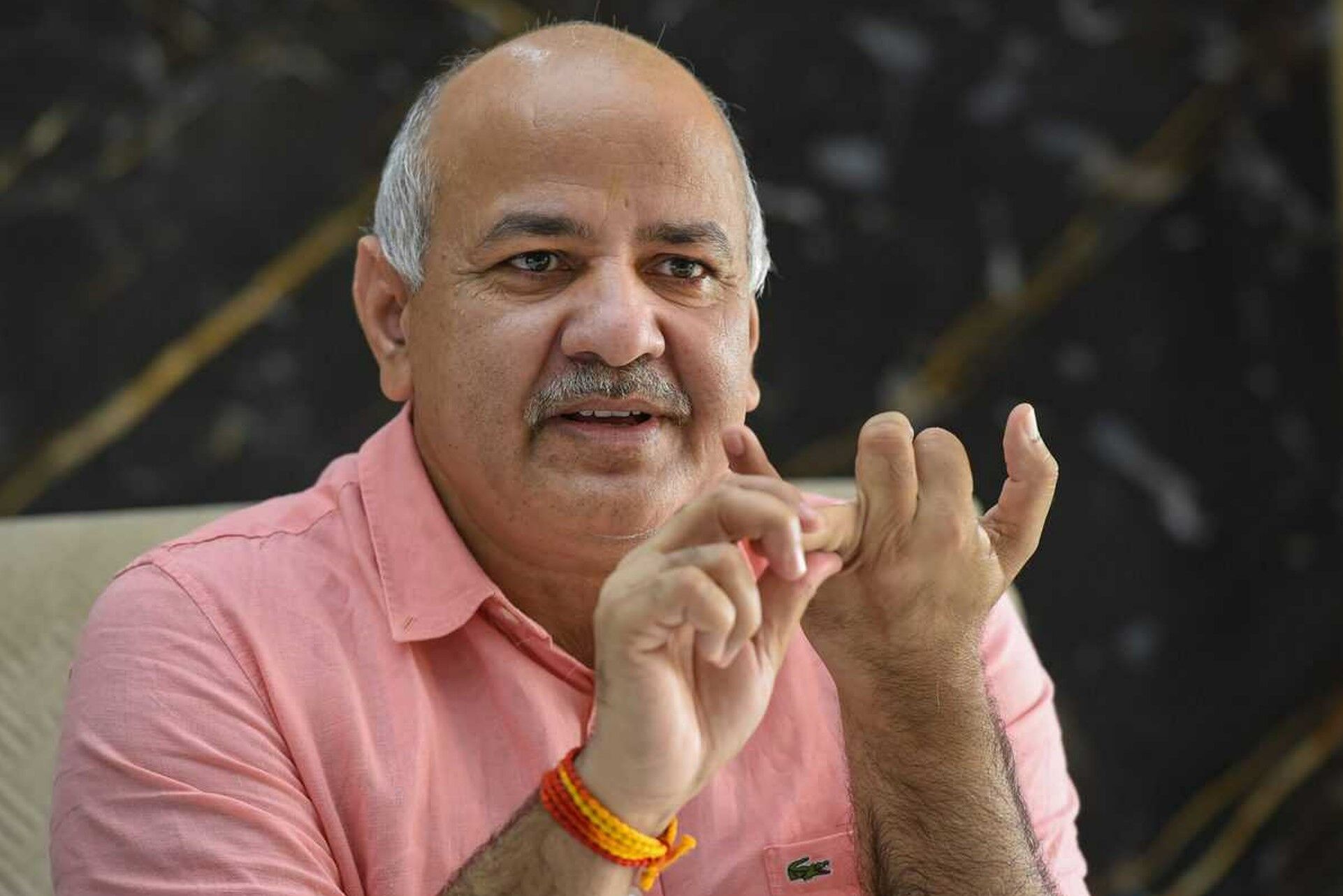 दिल्ली शराब घोटाला: CBI ने दाखिल की 10 हजार पन्नों की चार्जशीट, मनीष सिसोदिया का नहीं है नाम