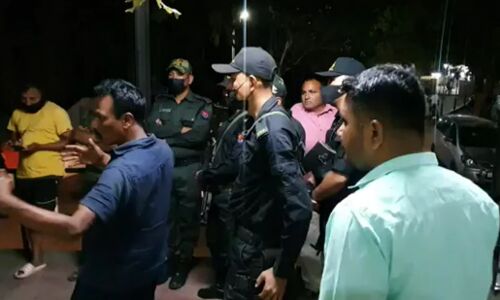 Gujarat Elections: चुनाव ड्यूटी पर तैनात जवान ने अपने 2 साथियों पर फायरिंग कर उतारा मौत के घाट, ये है पूरा मामला