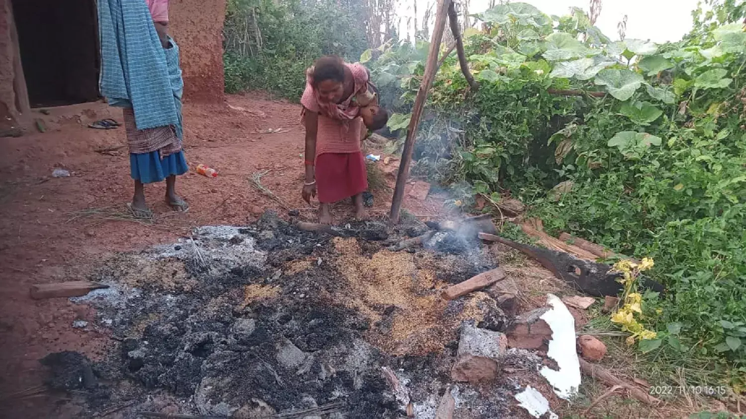 झारखंड के चिरियाबेड़ा के आदिवासी फिर हुए सुरक्षा बलों की हिंसा का शिकार