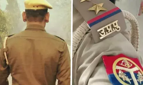 Hardoi News: दारोगा और 2 सिपाहियों समेत 6 पुलिसवालों पर एफआईआर, रिपोर्ट बदलने का आरोप Hardoi News: दारोगा और 2 सिपाहियों समेत 6 पुलिसवालों पर एफआईआर, रिपोर्ट बदलने का आरोप