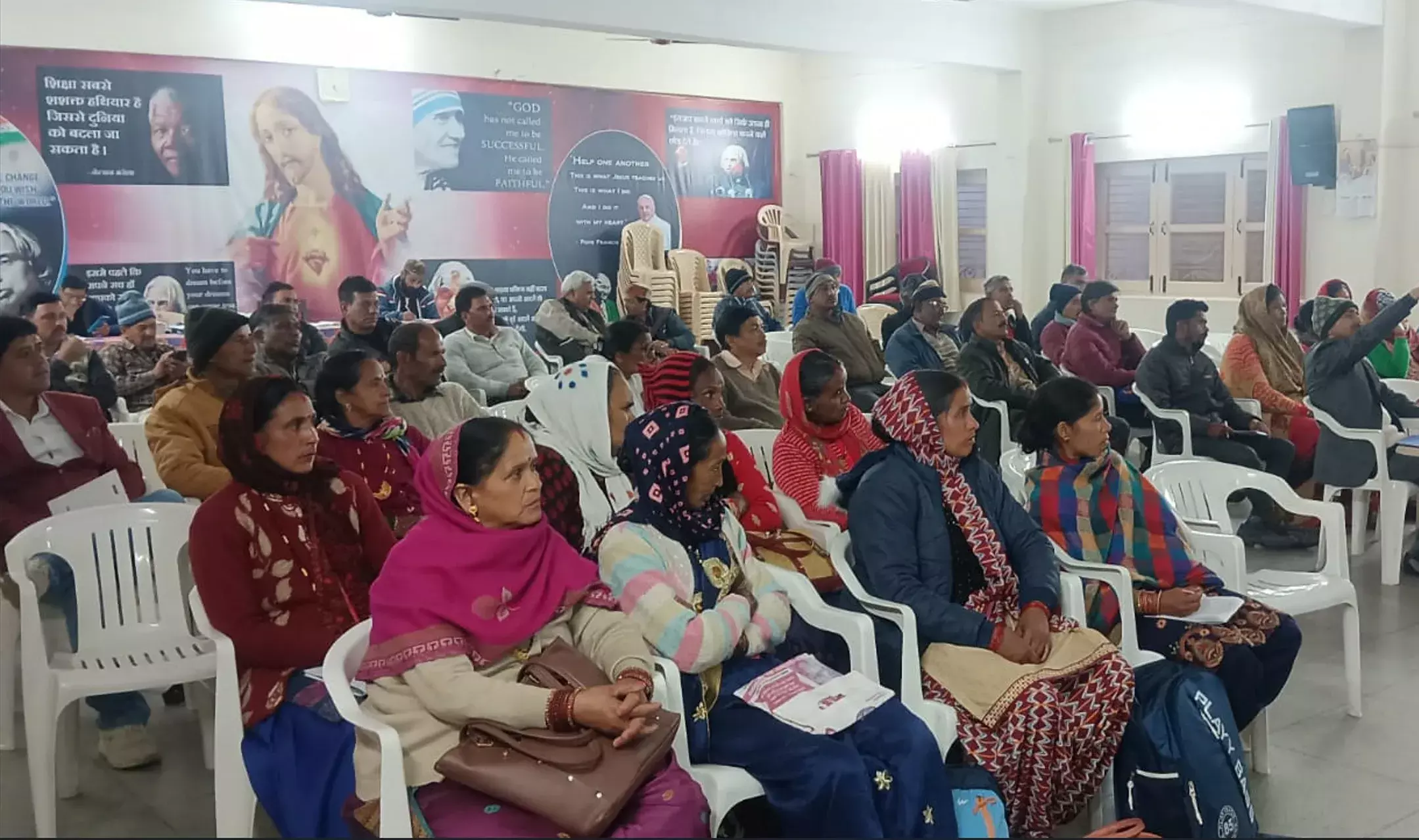 Haldwani Hindi News: वन पंचायतों को वन विभाग से आजादी की मांग सहित कई मुद्दे उठे गोष्ठी में, जंगलों पर हक़-हकूक के लिए दो दिवसीय कार्यक्रम काठगोदाम में हुआ शुरू