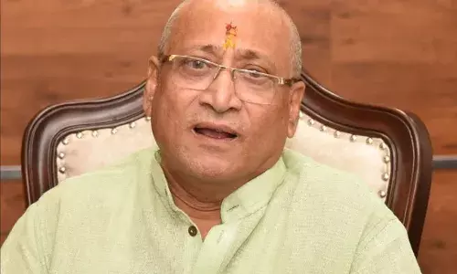 Chhapra Hooch Tragedy: बिहार के मंत्री समीर महासेठ का बेतुका बयान, कहा- पीना है तो इम्यूनिटी मजबूत करो Chhapra Hooch Tragedy: बिहार के मंत्री समीर महासेठ का बेतुका बयान, कहा- पीना है तो इम्यूनिटी मजबूत करो