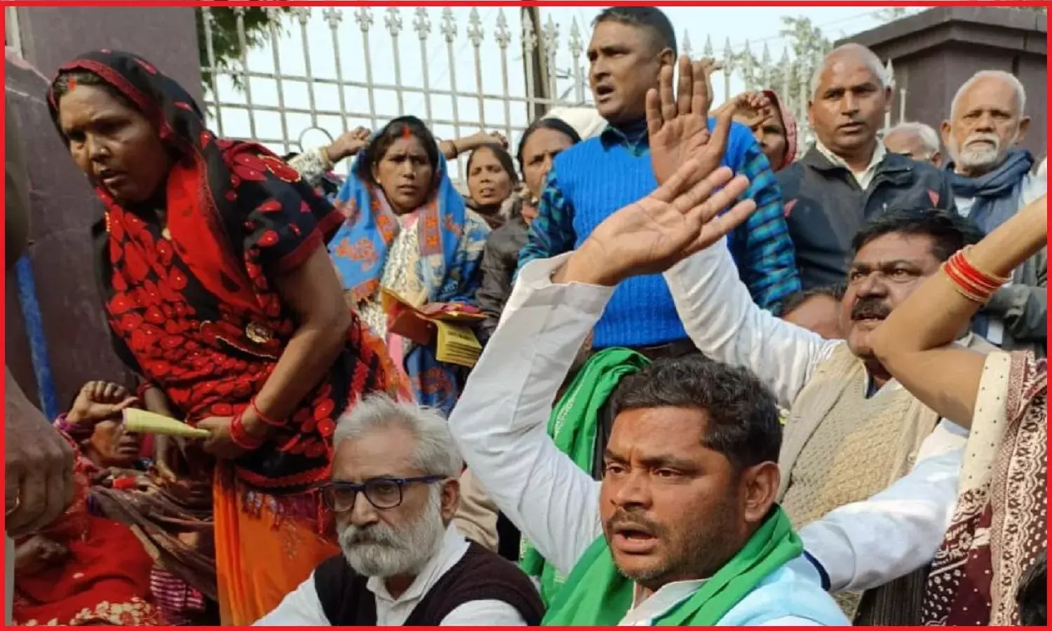 खिरियाबाग में जमीन-मकान बचाने के लिए आंदोलन कर रहे आंदोलनकारियों पर दर्ज हुए झूठे मुकदमे, नागर समाज ने बताया संविधान का अपमान