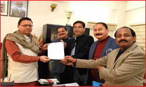 मुख्यमंत्री धामी को औपचारिक ज्ञापन देकर कांग्रेस ने बनभूलपुरा को उजाड़े जाने के मामले में दिया दखल