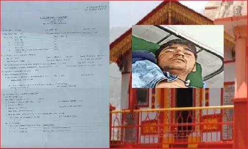 उत्तरकाशी के मंदिर में दलित युवा को दहकते अंगारों से जलाने पर राष्ट्रीय अनुसूचित जाति आयोग सख्त, पीड़ित परिवार से मिलने पहुंचे भीम आर्मी अध्यक्ष पर FIR