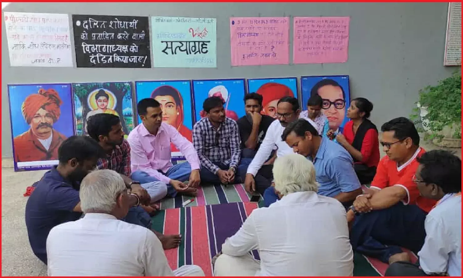 वर्धा यूनिवर्सिटी में धरनारत दलित शोध छात्र रजनीश कुमार अंबेडकर और उनके साथियों पर जानलेवा हमला, विवि प्रशासन पर लगाये गंभीर आरोप