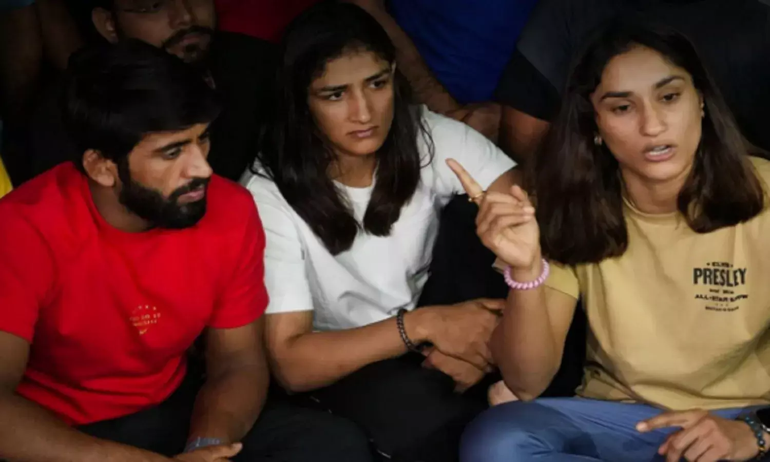 आंदोलन से पीछे हटने की न्यूज को साक्षी मलिक ने बताया फेक, ट्वीटर पर उठी आज तक पर मुकदमा दर्ज करने की मांग