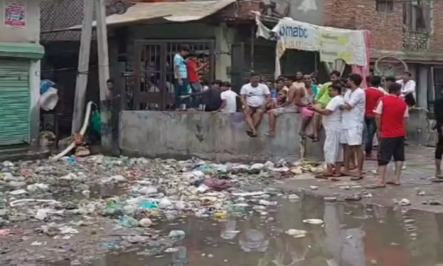 दिल्ली में मची बाढ़ की तबाही और रियल स्टेट की डूब इलाकों को निगल जाने को बेताब भूखी निगाहें