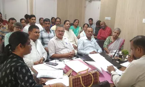 योगी के UP में बड़ी संख्या में घरेलू कामगार महिलाओं की नहीं कोई सामाजिक सुरक्षा, न्यूनतम मजदूरी का भी नहीं होता भुगतान योगी के UP में बड़ी संख्या में घरेलू कामगार महिलाओं की नहीं कोई सामाजिक सुरक्षा, न्यूनतम मजदूरी का भी नहीं होता भुगतान