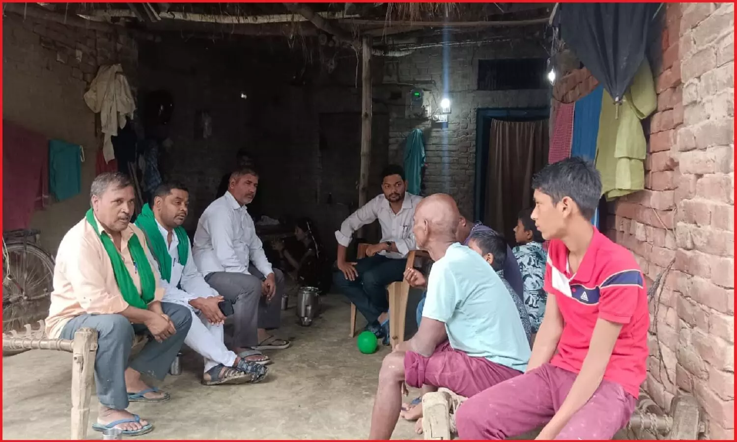 निज़ामाबाद के मशहूर ब्लॉक पॉटरी फेम कुम्हार समाज ने लगाया पुलिस पर लाठीचार्ज का आरोप, किसान नेताओं ने की आरोपियों के खिलाफ FIR की मांग