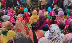 जंगली जानवरों का आतंक बढ़ रहा लगातार, कार्बेट प्रशासन कर रहा ग्रामीणों की सुरक्षा के साथ खिलवाड़ जंगली जानवरों का आतंक बढ़ रहा लगातार, कार्बेट प्रशासन कर रहा ग्रामीणों की सुरक्षा के साथ खिलवाड़