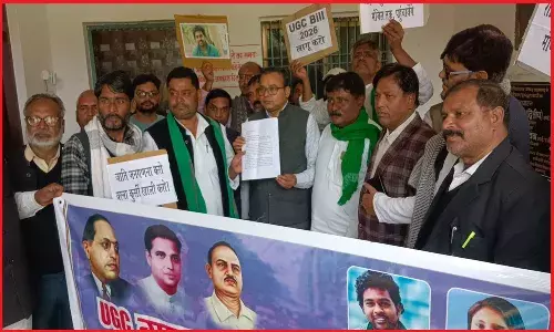 UGC रेगुलेशन लागू करने के लिए निज़ामाबाद में प्रदर्शन, 2019 से 2024 के बीच विश्वविद्यालयों-कॉलेजों में जाति आधारित शिकायतों में 118 प्रतिशत की बढ़ोत्तरी