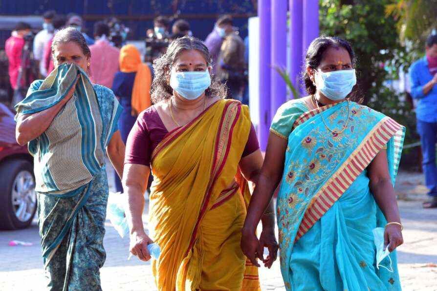 कोरोना वायरस की अफवाह से केरल का पर्यटन उद्योग हुआ चौपट तो दिल्ली का गांधी मार्केट पड़ा ठंडा