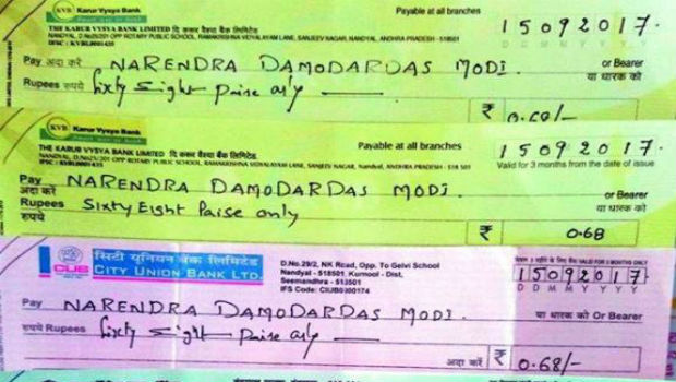 प्रधानमंत्री के जन्मदिन पर किसानों ने भेजा 68 पैसे का चेक