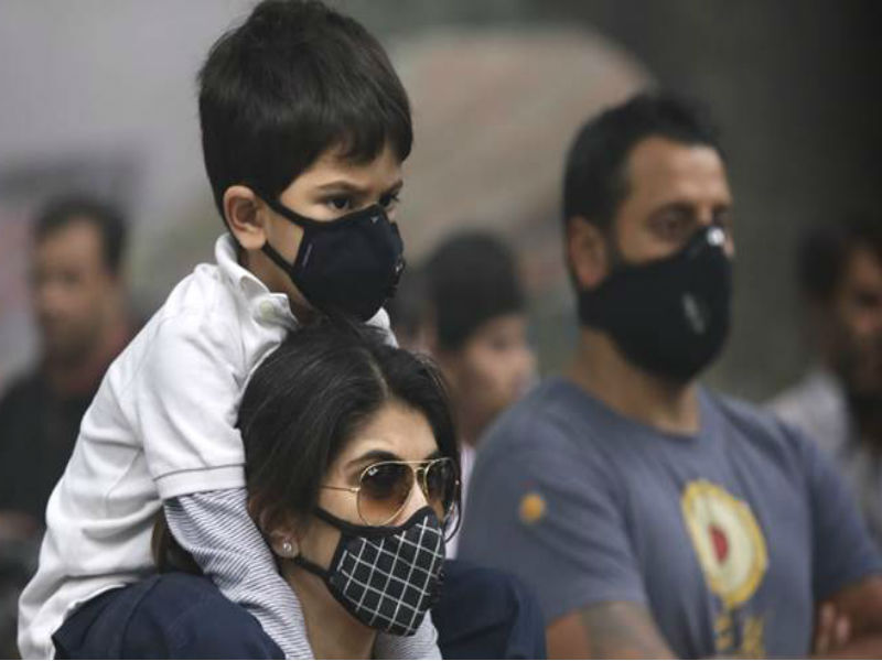प्रदूषित हवा के कारण दिल्ली-एनसीआर में 89 फीसदी लोग बीमार