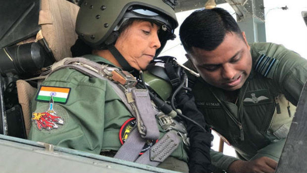 निर्मला सीतारमण बनी सुखोई-30 में उड़ान भरने वाली पहली महिला रक्षामंत्री