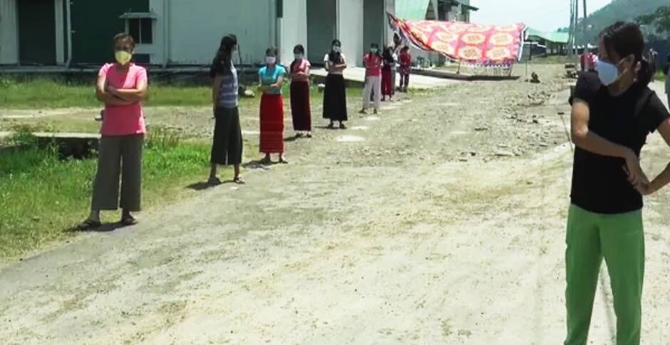 300 से ज्यादा मणिपुरी नर्सों ने सामूहिक इस्तीफा, कहा लोग हम पर थूकते हैं, नस्लभेद और भेदभाव से परेशान हैं हम