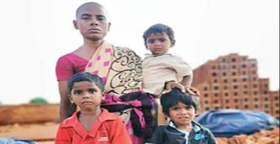 बच्‍चों की भूख मिटाने के लिए विधवा ने सिर मुंडवाकर 150 रुपये में बेचे बाल, पति कर्ज के चलते कर चुका है आत्महत्या
