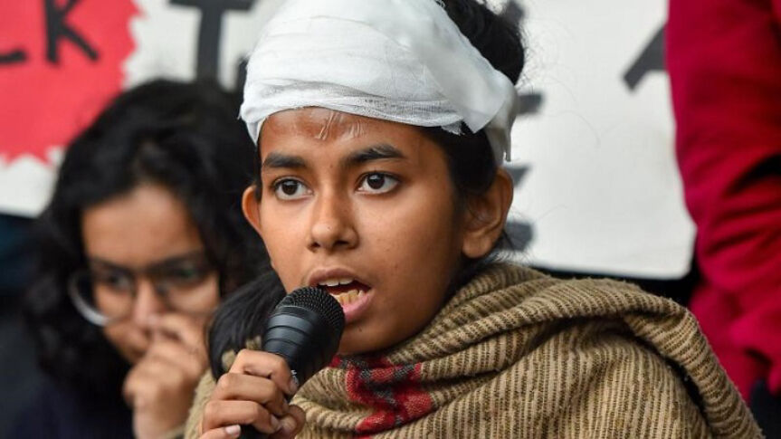 आइशी घोष : दिल्ली पुलिस से न डरें, मेरे ऊपर कैसे हमला हुआ इसके सबूत हैं