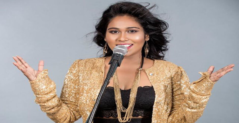 पंजाबी गायिका अफसाना खान के खिलाफ शिकायत दर्ज कराने की मांग