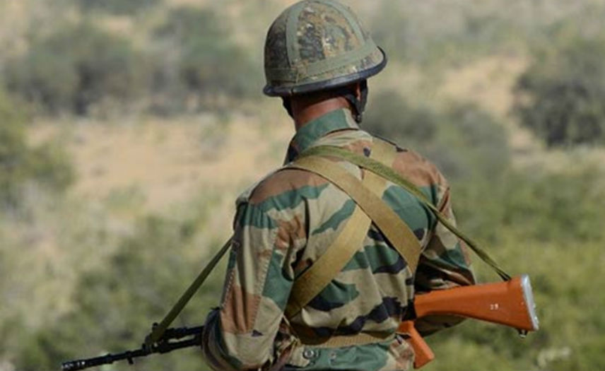 एलओसी पर युद्ध विराम का उल्लंघन, भारत के चार जवान शहीद, पाक के 11 सैनिक मारे गए