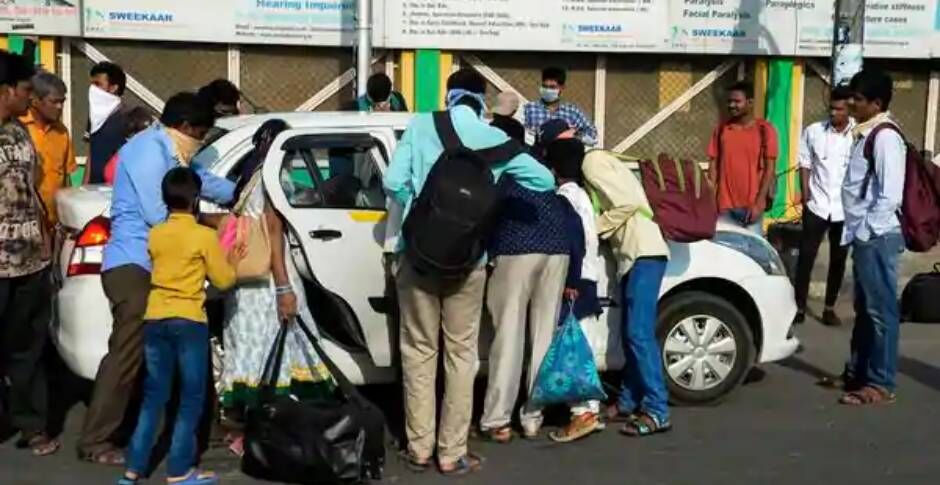 महाराष्ट्र के हजारों टैक्सी-ऑटो वाले यात्रियों को लेकर यूपी और बिहार के लिए निकले
