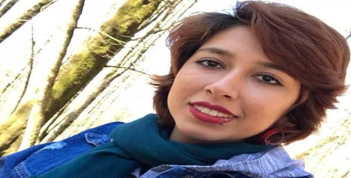 हिजाब के खिलाफ आंदोलन कर रही 20 साल की युवती को कोर्ट ने दी 24 साल की सजा, कहा हिजाब हटाने से बढ़ेगी वेश्यावृत्ति