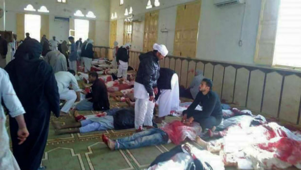 मस्जिद पर हुए आतंकी हमले में 235 लोगों की मौत